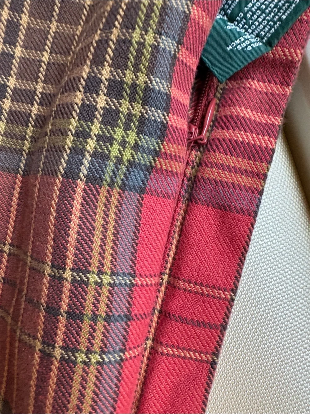 Lauren, Ralph Lauren plaid Square Red and Brown pillow case set